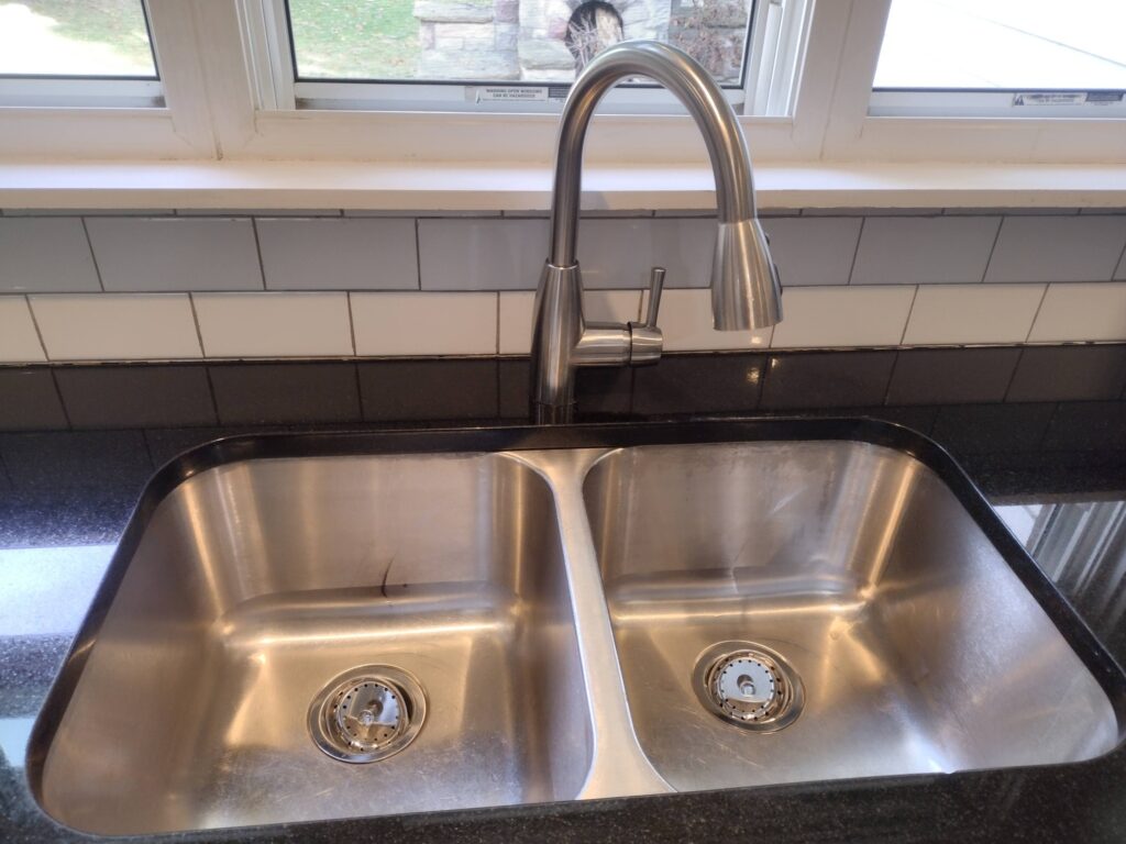 634276933_122159230118892379_860876118264125957_n