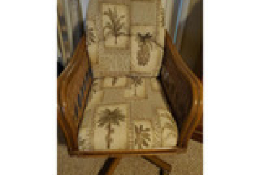 Set of 4 Matching Chairs