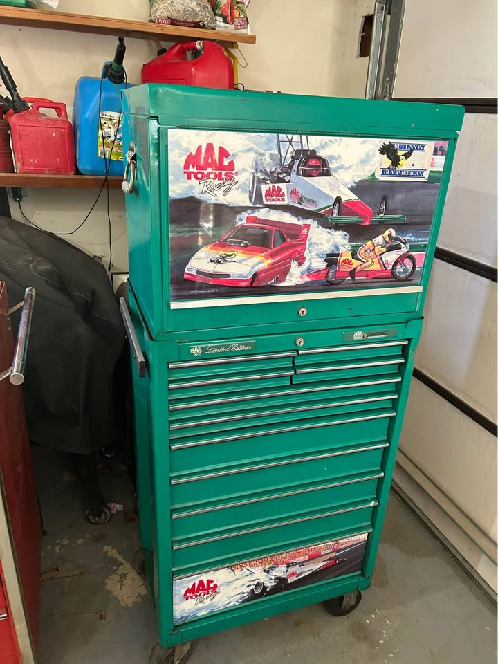 Mac tools Gatornationals toolbox