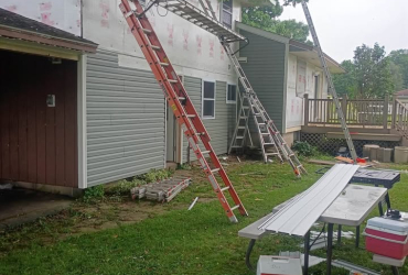 Amish Work Crew
