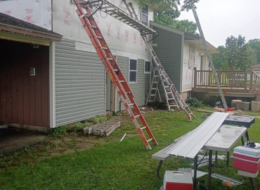 Amish Work Crew
