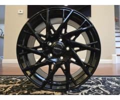 Set of four 17″ wheels